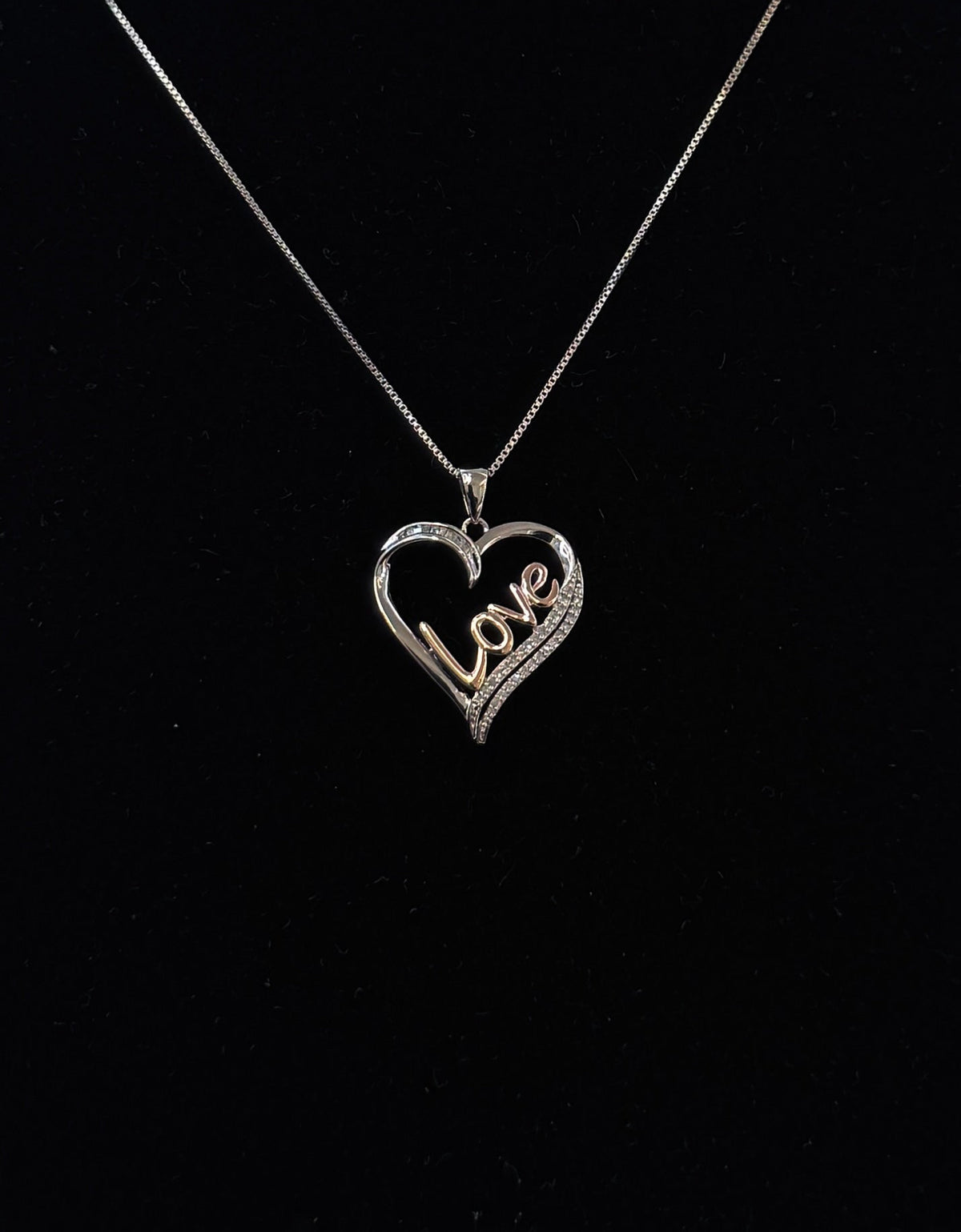 Natural Diamond Love Heart Pendant Necklace