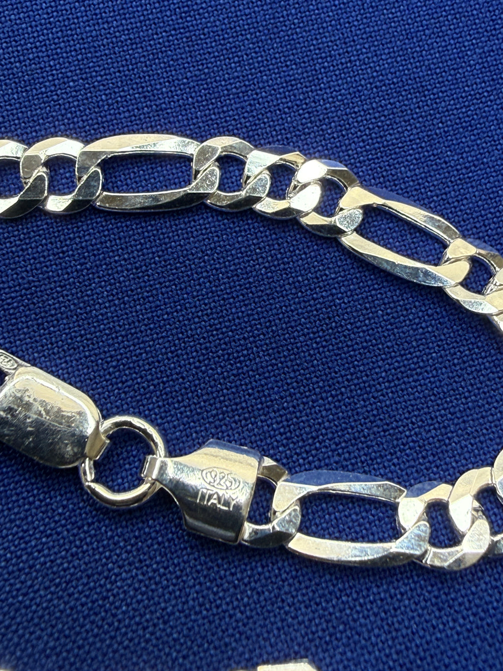 Flat Figaro Link Bracelet 5.7mm 8