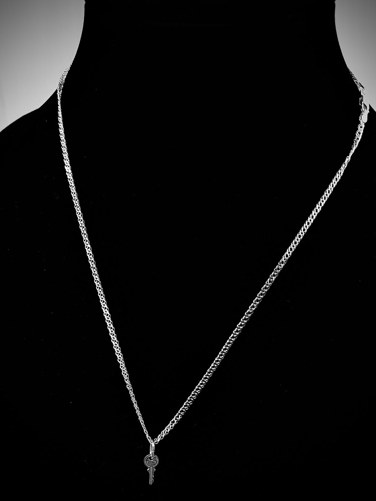 925 Sterling Silver Key Pendant Necklace