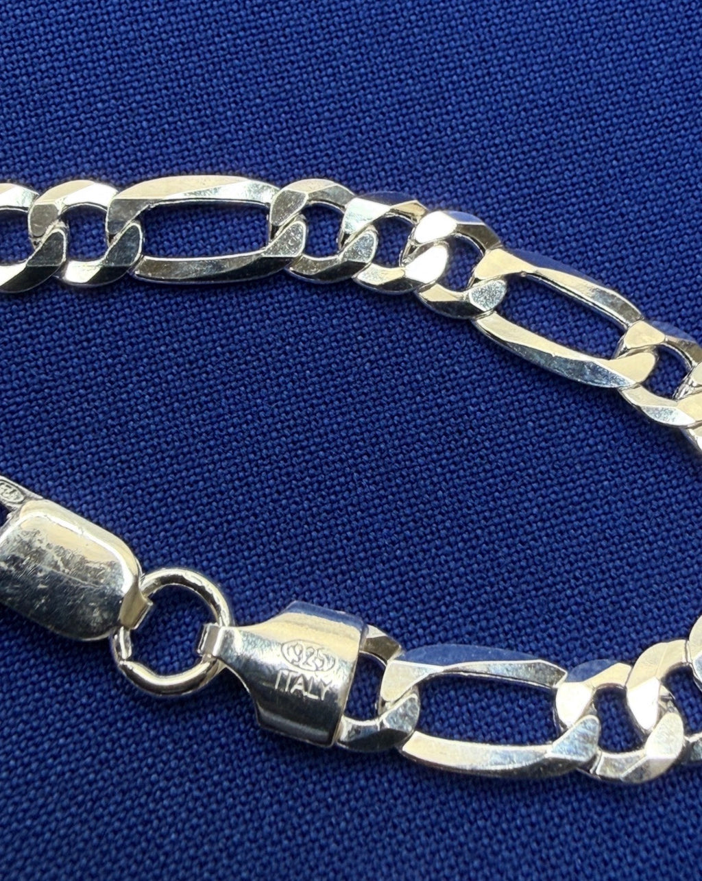 Flat Figaro Link Bracelet 4.1mm 8in