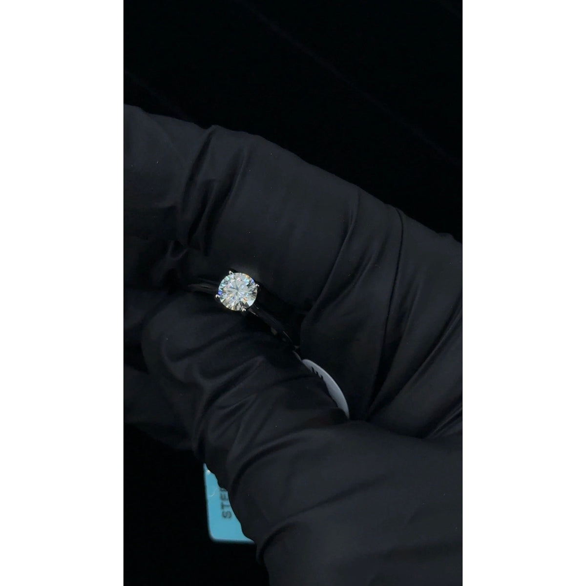 Sterling Silver 0.80 CTW Moissanite Ring Size 8