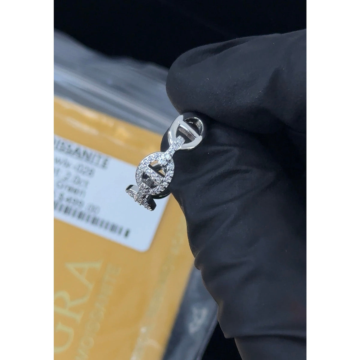 Moissanite Chain Link Ring size 7